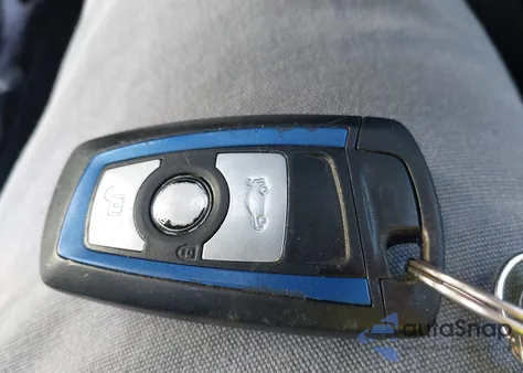 2015 BMW 228I xDrive z USA, uszkodzony, nr VIN WBA1F7C52FVX95953